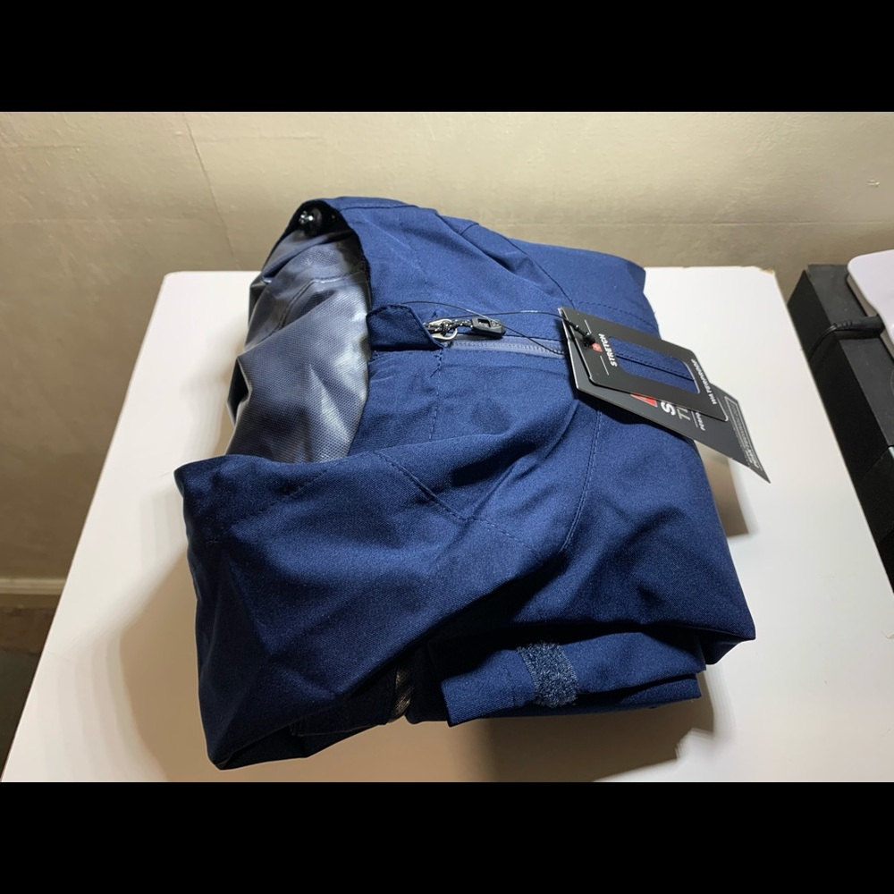 Swiss Tech Men's Rainshell Jacket - Picture 8 of 9